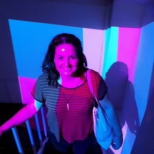 Meet your Posher, Béatrice